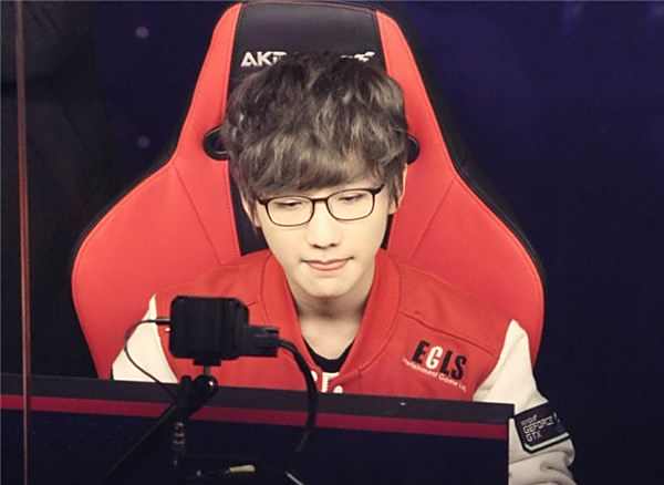 瓦塞尔的外 瓦塞尔的外