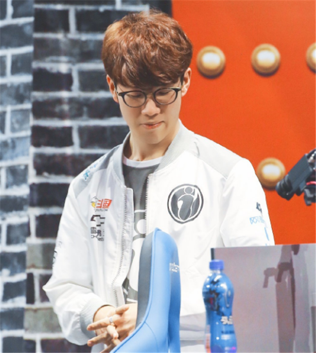 为与大连涵 为与大连涵